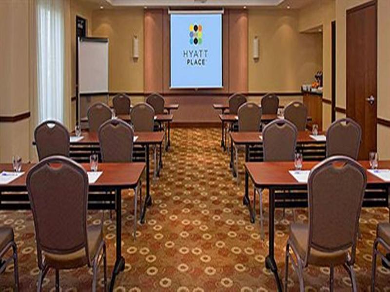 Comfort Suites Milwaukee West Konforlar fotoğraf